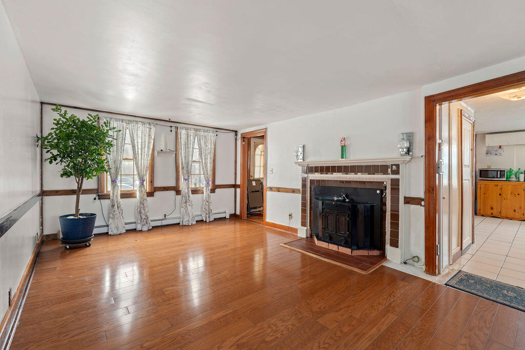 27 Grove Street Springvale, ME 04083 - Photo 16 of 37 DSC09417