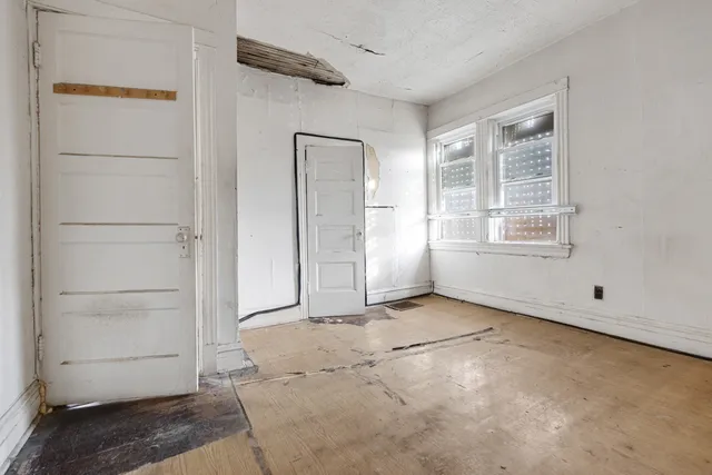 $64,900 | 6230 South Throop Street, Chicago, IL 60636