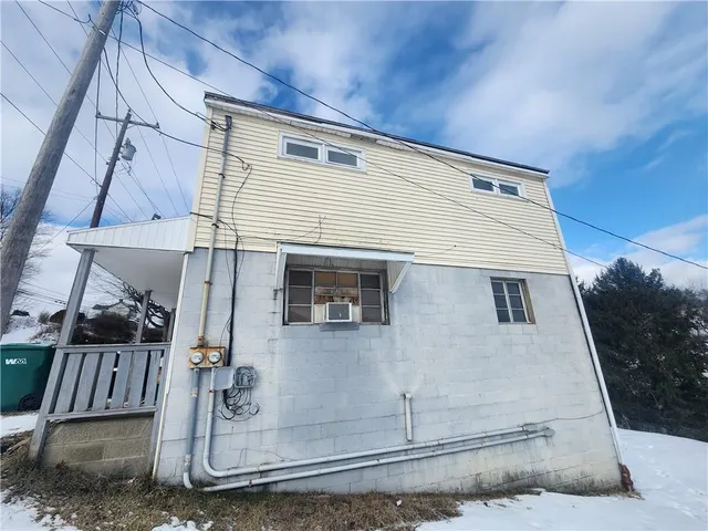 $100,000 | 536 1/2 Butler Road, Kittanning, PA 16201