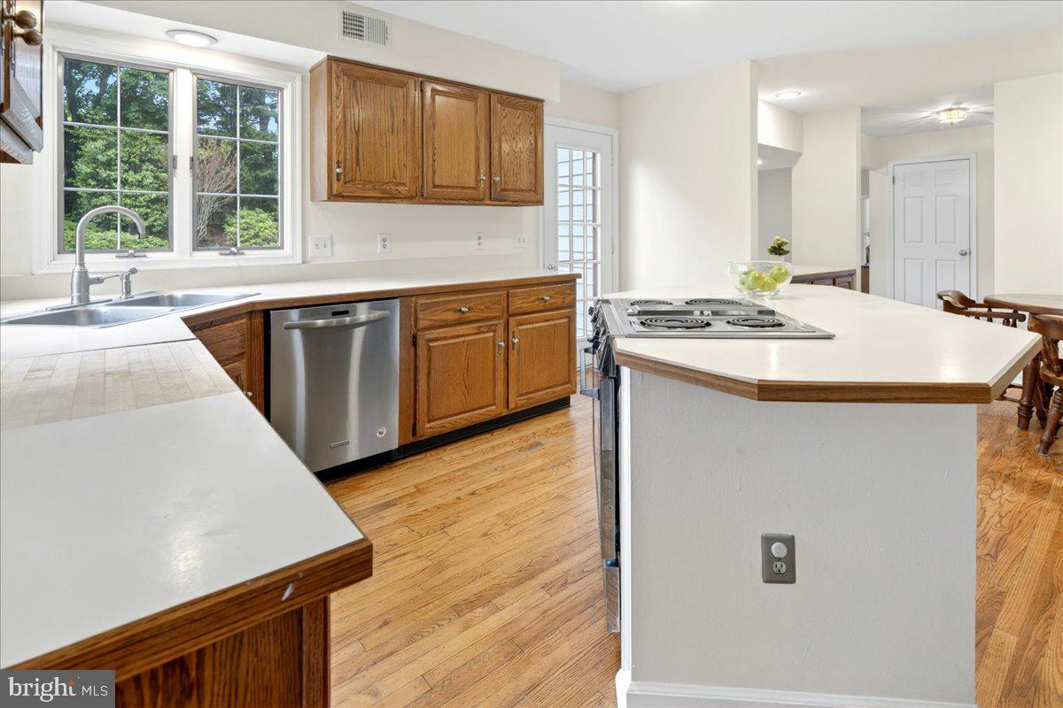 28 Baldwin Street Pennington, NJ 08534 - Photo 19 of 50