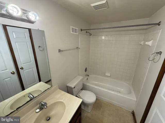 $2,295 | 10717 South Jamie Place, Fredericksburg, VA 22407