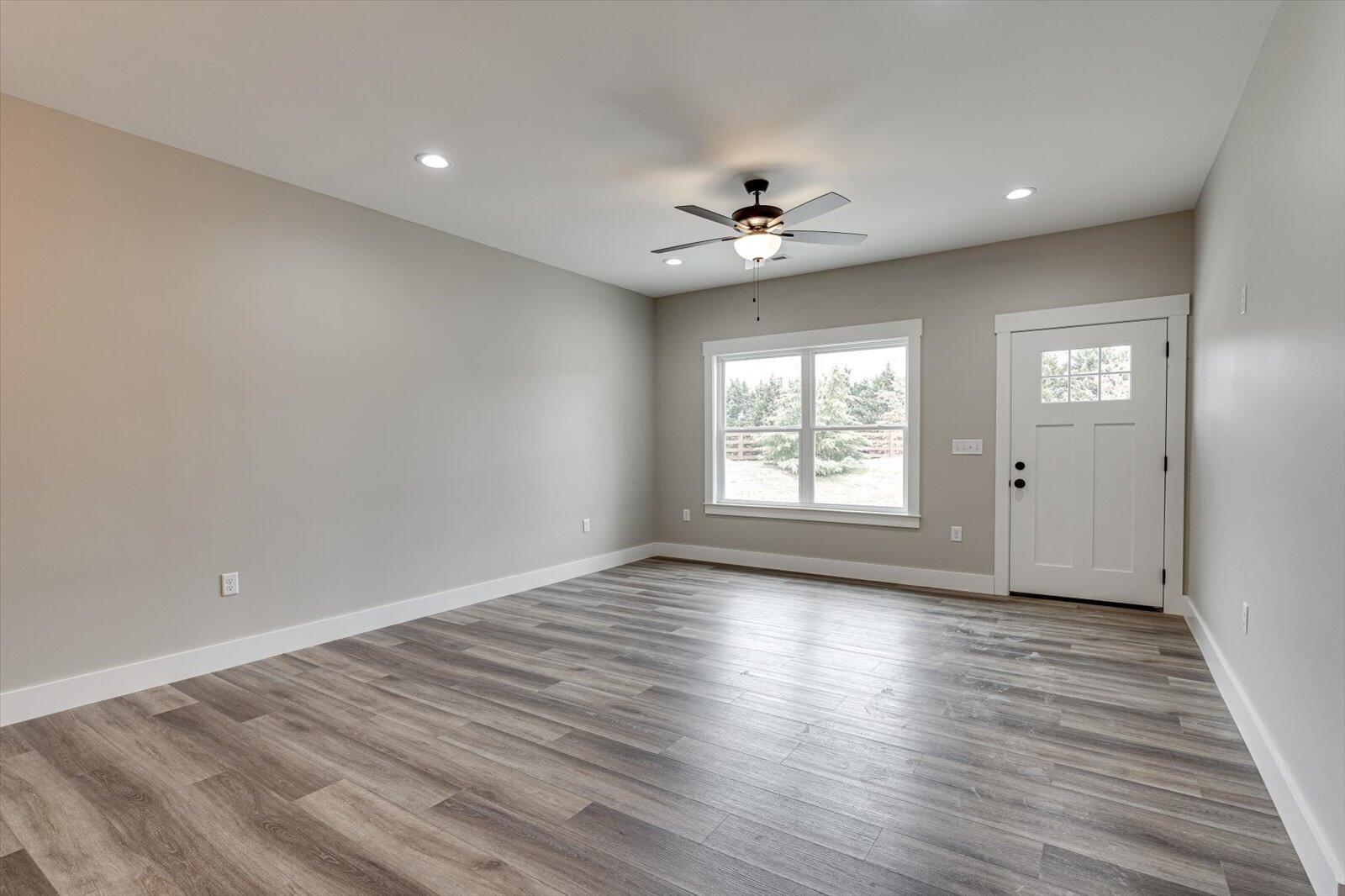 4470 Keith Street Northwest, Unit 503 Cleveland, TN 37312 - Photo 6 of 23 24-4470 Keith St NW #503-6