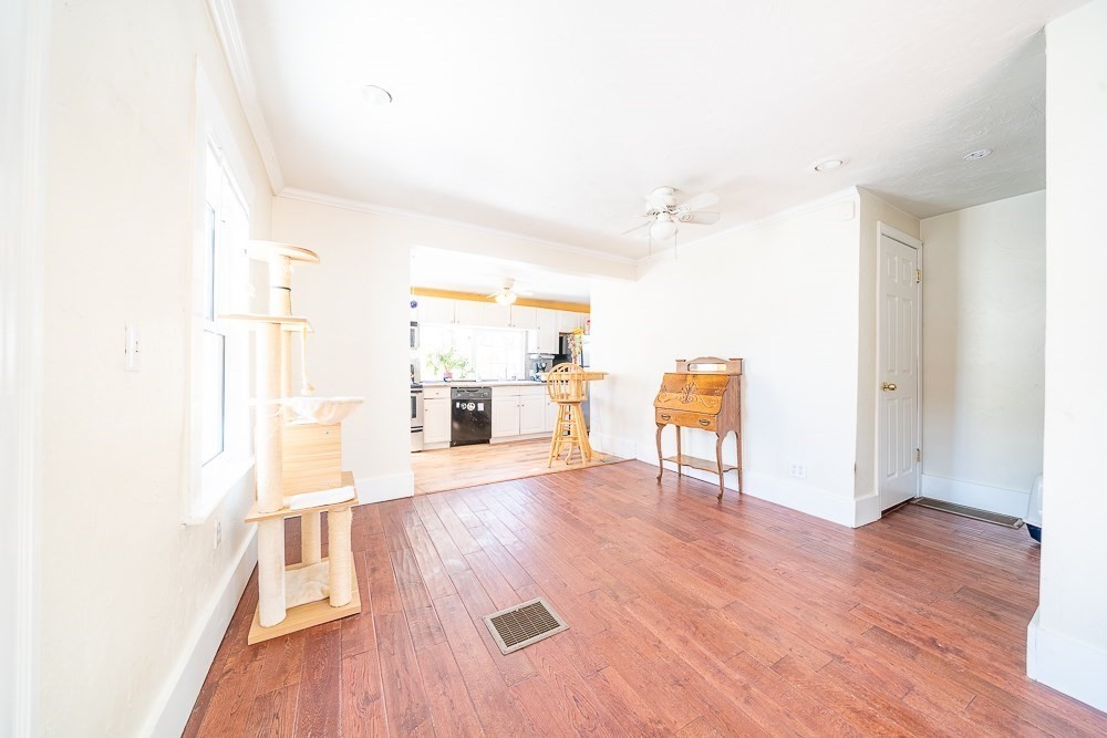 16 A Clinton Street Lynn, MA 01902 - Photo 4 of 24