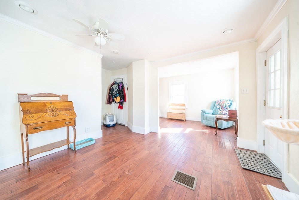 16 A Clinton Street Lynn, MA 01902 - Photo 5 of 24