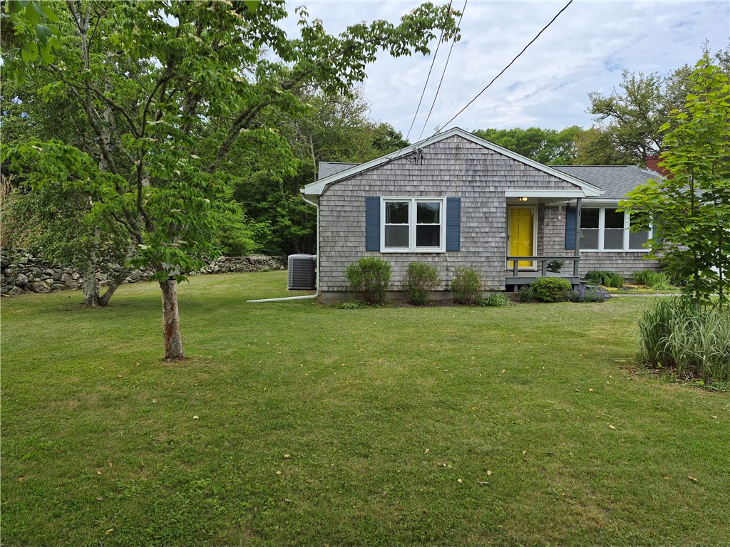345 Stone Church Road Tiverton, RI 02878 - Photo 2 of 40 View from street