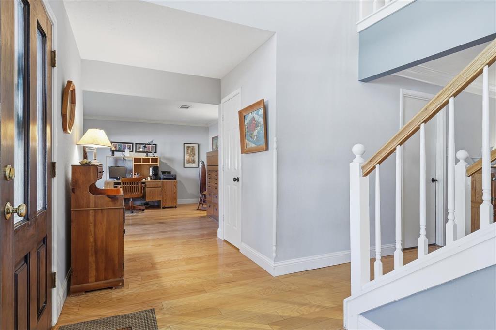 7608 Tallow Road Irving, TX 75063 - Photo 4 of 40 a view of a livingroom with furniture and a furniture