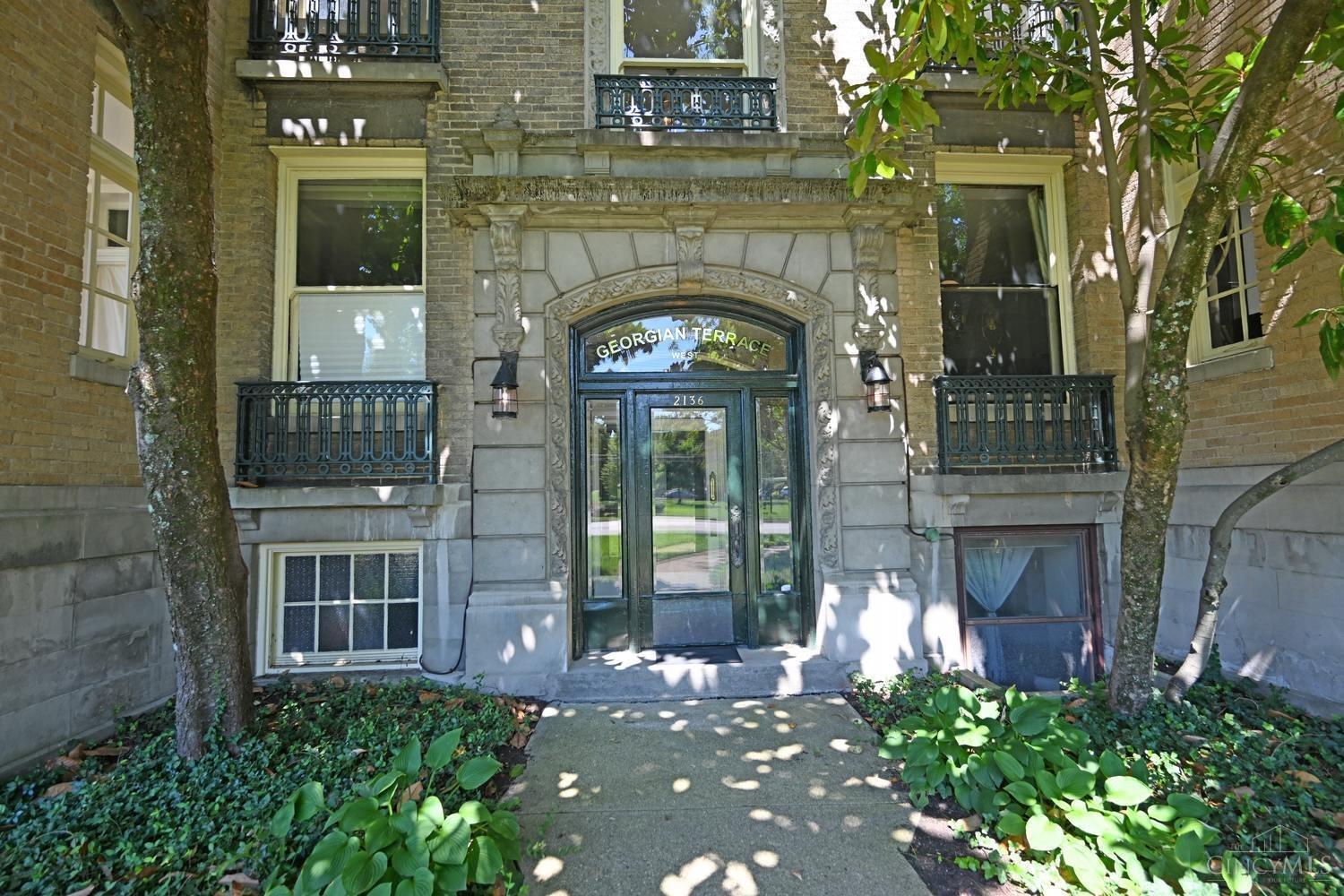 2136 Madison Road, Unit D Cincinnati, OH 45208 - Photo 2 of 34