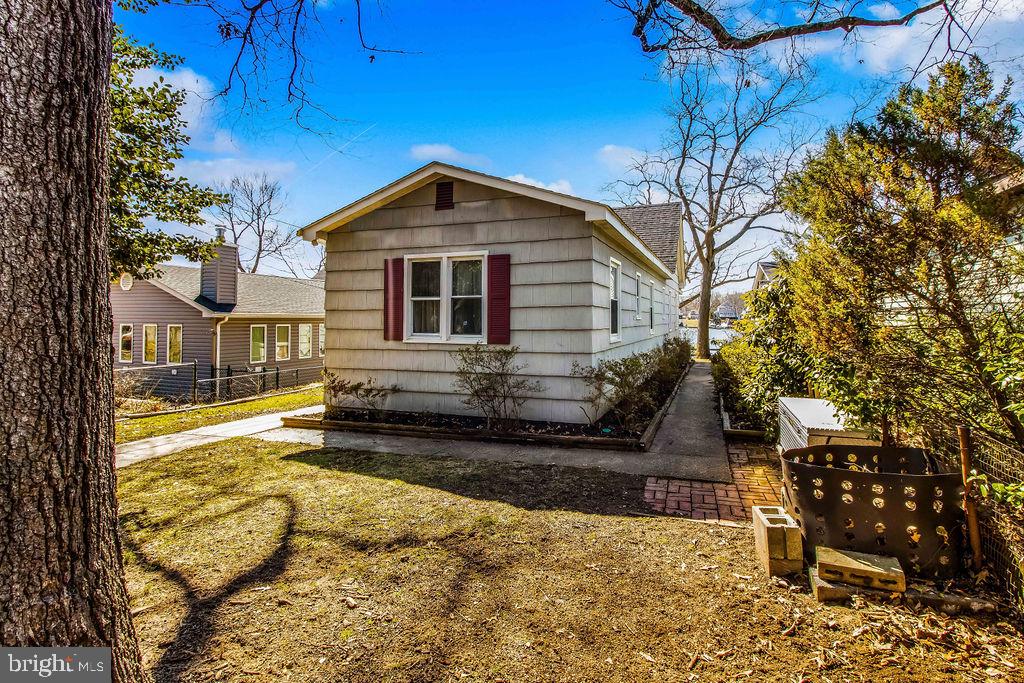 368 Riverside Drive Pasadena, MD 21122 - Photo 4 of 34 Gallery Image 4