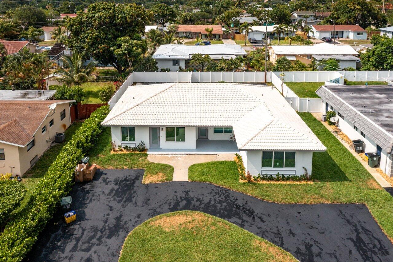 245 Southwest 6th Street Boca Raton, FL 33432 - Photo 21 of 40 020-243Southwest6thStreet-BocaRaton-FL-3