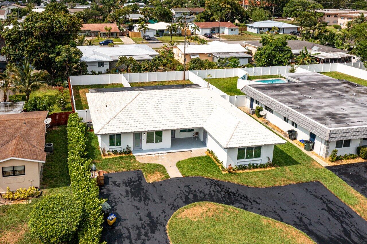 245 Southwest 6th Street Boca Raton, FL 33432 - Photo 22 of 40 021-243Southwest6thStreet-BocaRaton-FL-3