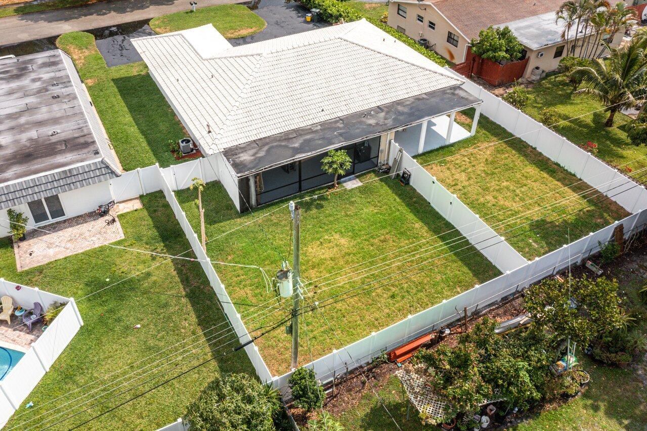 245 Southwest 6th Street Boca Raton, FL 33432 - Photo 24 of 40 023-243Southwest6thStreet-BocaRaton-FL-3