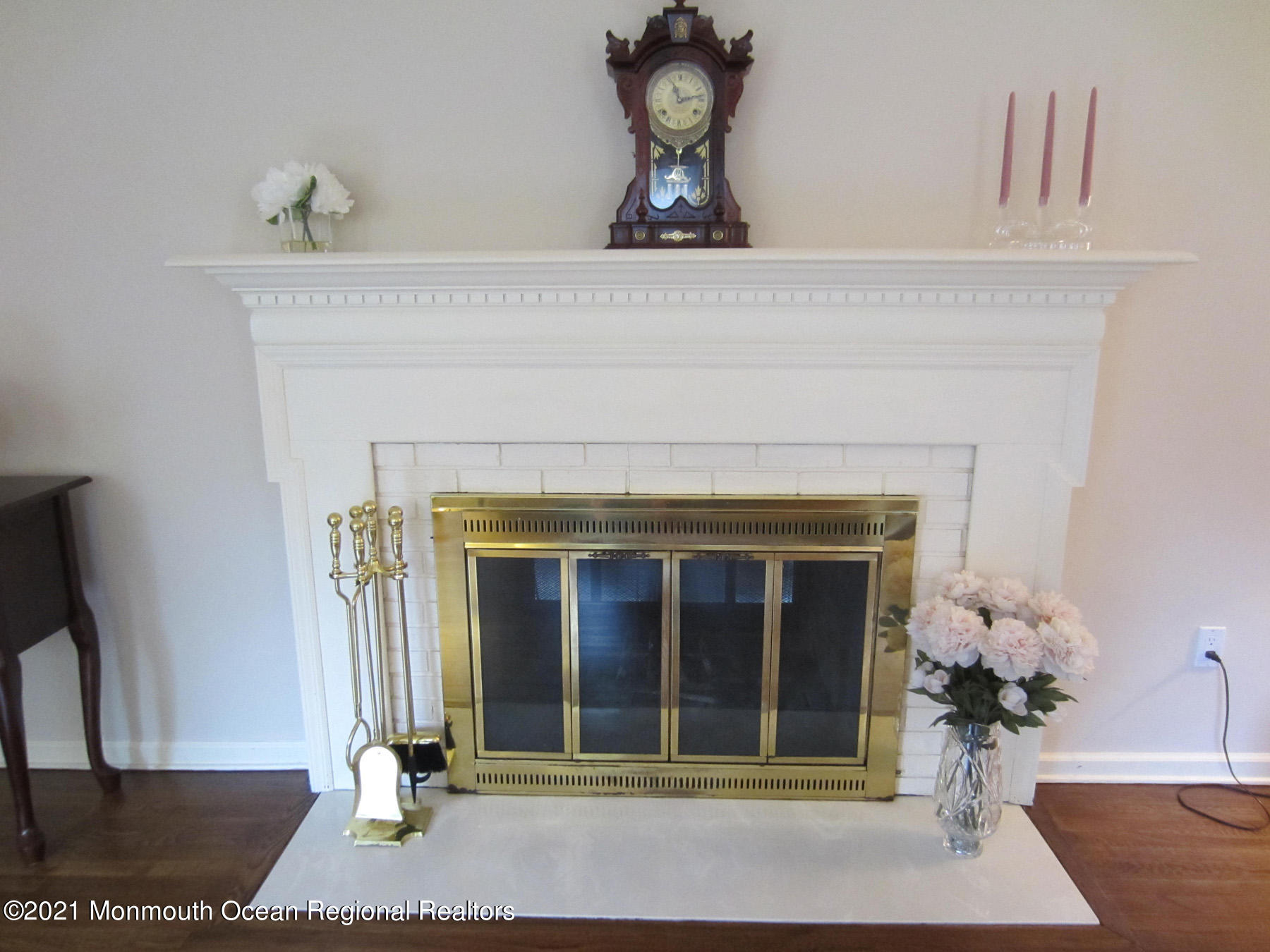 24 Beaver Dam Road Colts Neck, NJ 07722 - Photo 4 of 31