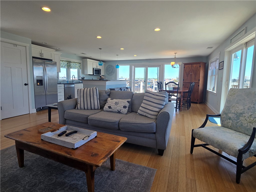 9 Arbeth Road Narragansett, RI 02879 - Photo 33 of 49