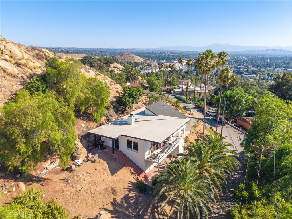 3170 Pachappa Drive Riverside, CA 92506 - Photo 12 of 68