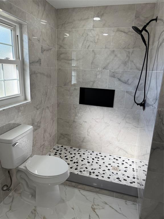 1007 Normandy Road Clearwater, FL 33764 - Photo 38 of 49 First bath shower