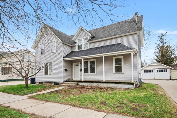 $349,000 | 322 College Avenue, Holland, MI 49423