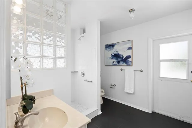 $679,000 | 10 Minnehaha Circle, Maitland, FL 32751