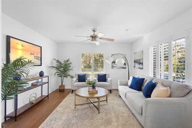 $679,000 | 10 Minnehaha Circle, Maitland, FL 32751