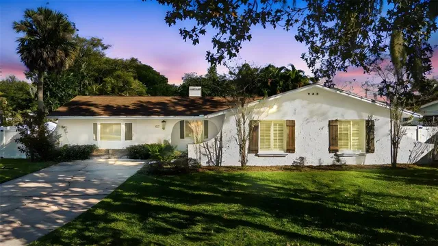 $679,000 | 10 Minnehaha Circle, Maitland, FL 32751