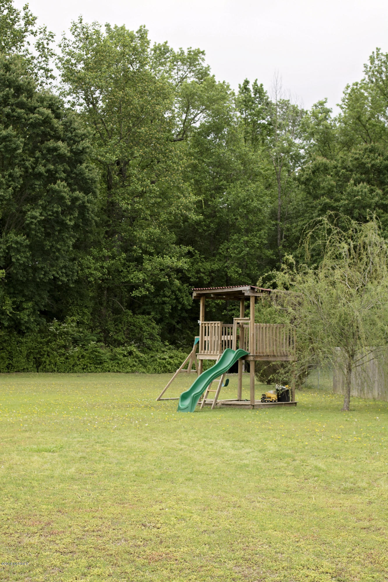 784 Comfort Road Richlands, NC 28574 - Photo 8 of 42 18