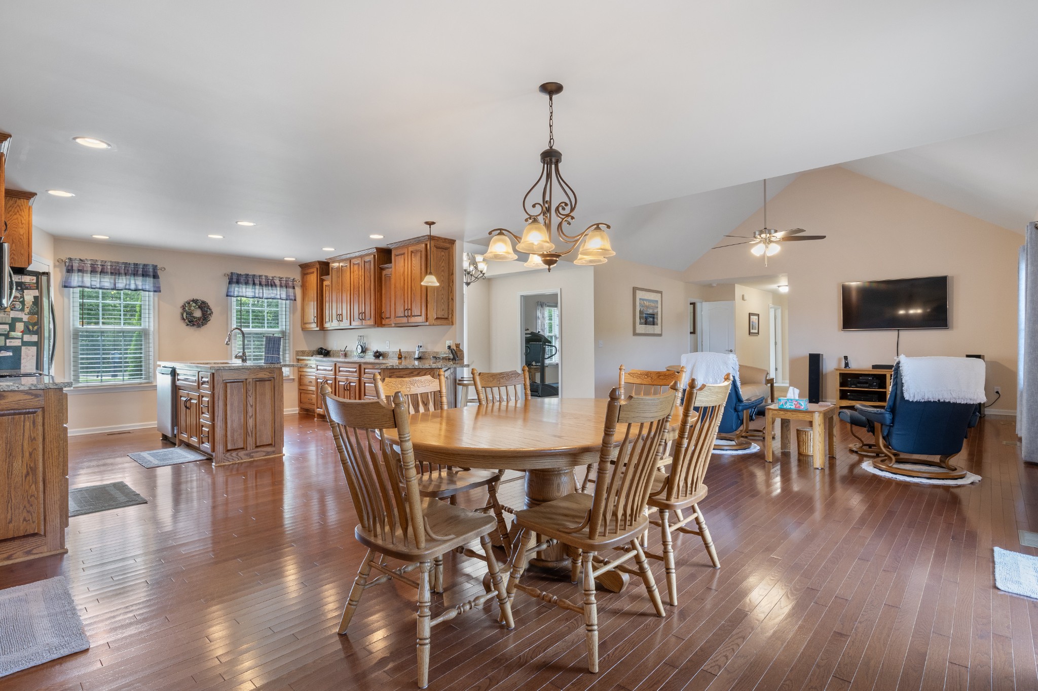1439 Cliff Amos Road Spring Hill, TN 37174 - Photo 13 of 44 Gallery Image 13