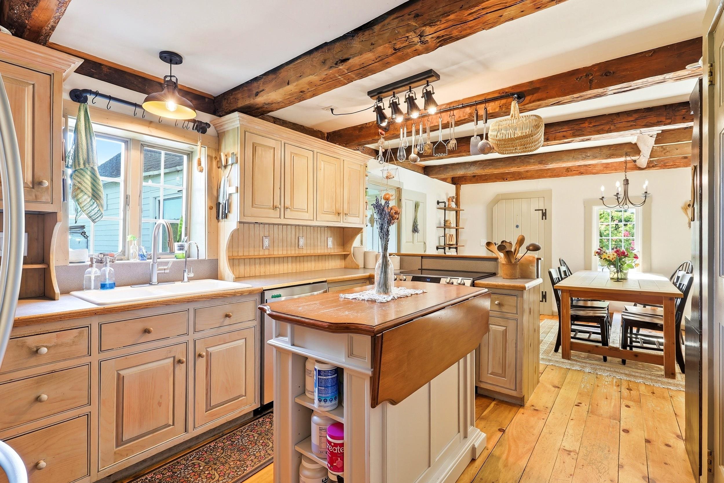 235 Middle Road Deerfield, NH 03037 - Photo 20 of 60