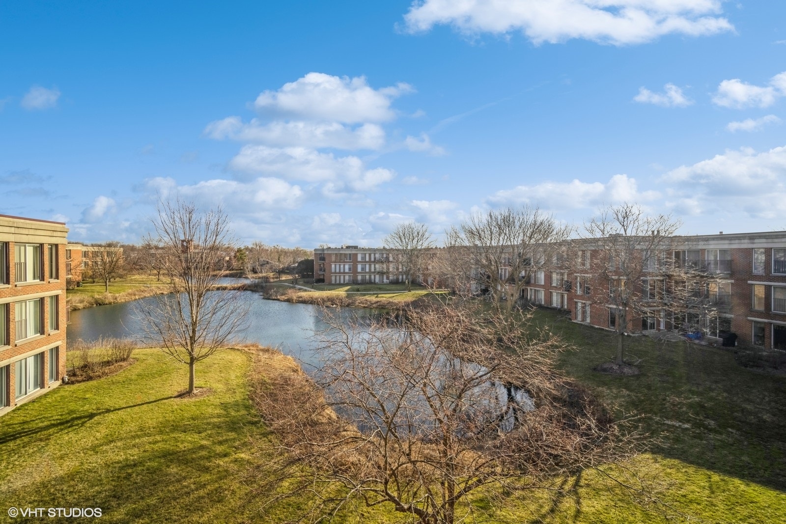 421 Kelburn Road, Unit 313 Deerfield, IL 60015 - Photo 17 of 17 Gallery Image 17