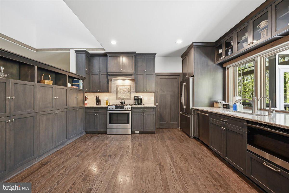 115 Ridgewood Lane Hawley, PA 18428 - Photo 28 of 105