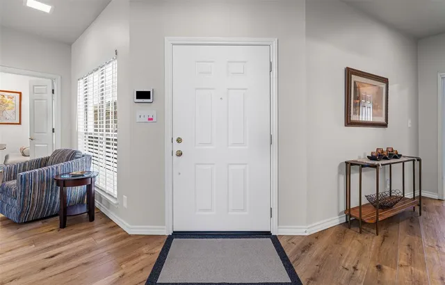 $399,900 | 32 1 Main Place, Benbrook, TX 76126