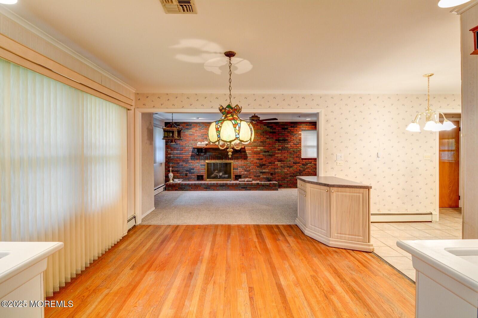 16 Wayside Drive Brick, NJ 08724 - Photo 8 of 31 Dining area 16 Wayside