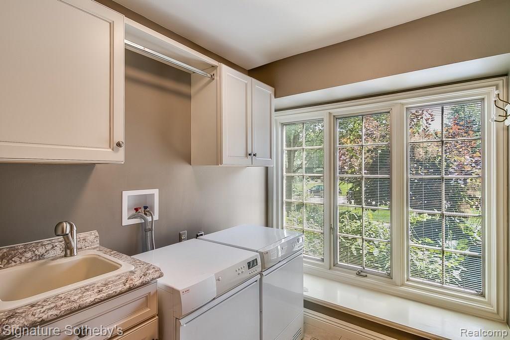 925 Stanford Circle Rochester Hills, MI 48309 - Photo 22 of 45