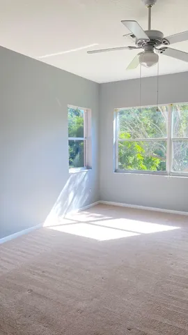 a view of empty room with window