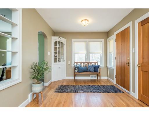 14 Richards Road Southborough, MA 01772 - Photo 5 of 30 Gallery Image 5