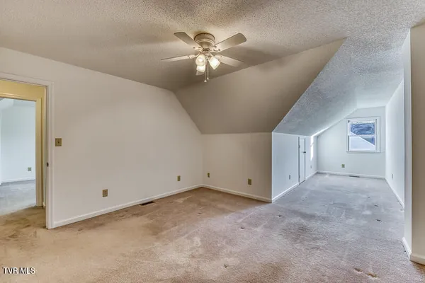$259,000 | 1725 West Lakeview Drive, Unit 1, Johnson City, TN 37601