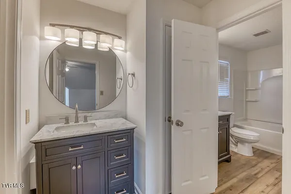 $259,000 | 1725 West Lakeview Drive, Unit 1, Johnson City, TN 37601