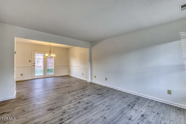 $259,000 | 1725 West Lakeview Drive, Unit 1, Johnson City, TN 37601