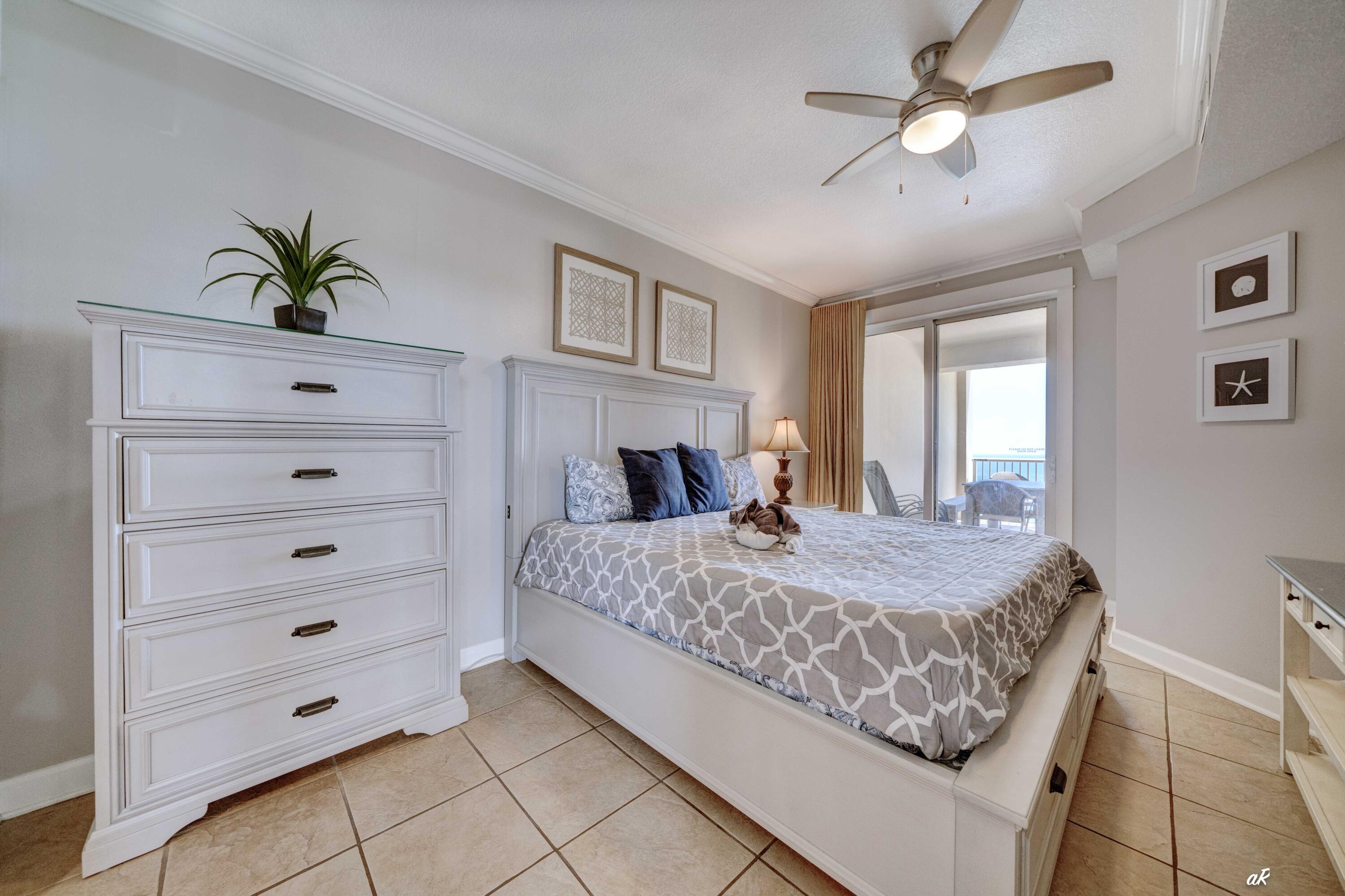 11807 Front Beach Road, Unit 11201 Panama City Beach, FL 32407 - Photo 20 of 59 Primary Retreat