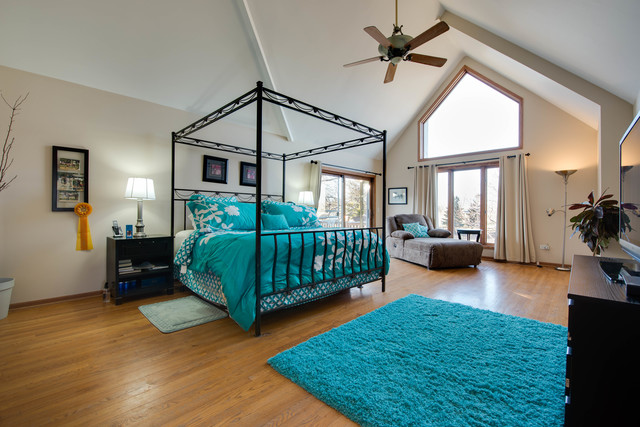 14080 West Old School Road Mettawa, IL 60048 - Photo 15 of 64 a bedroom with a bed window and a ceiling fan