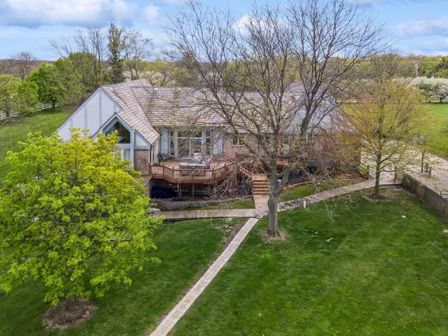 $1,250,000 | 14080 West Old School Road, Mettawa, IL 60048