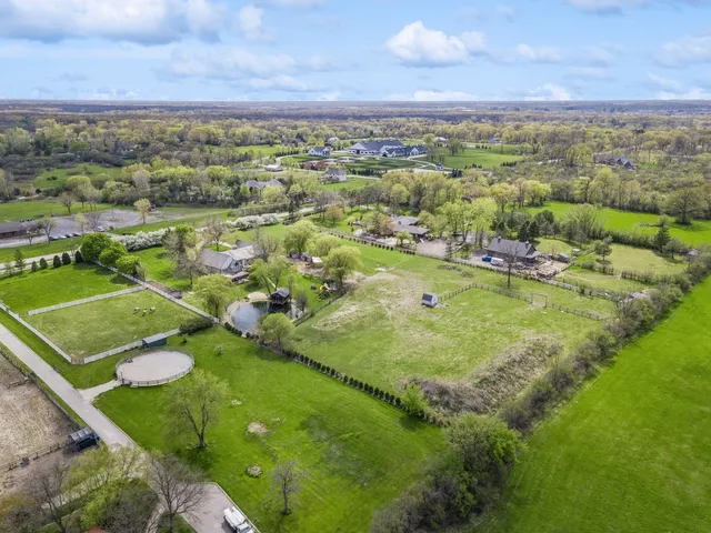 $1,250,000 | 14080 West Old School Road, Mettawa, IL 60048