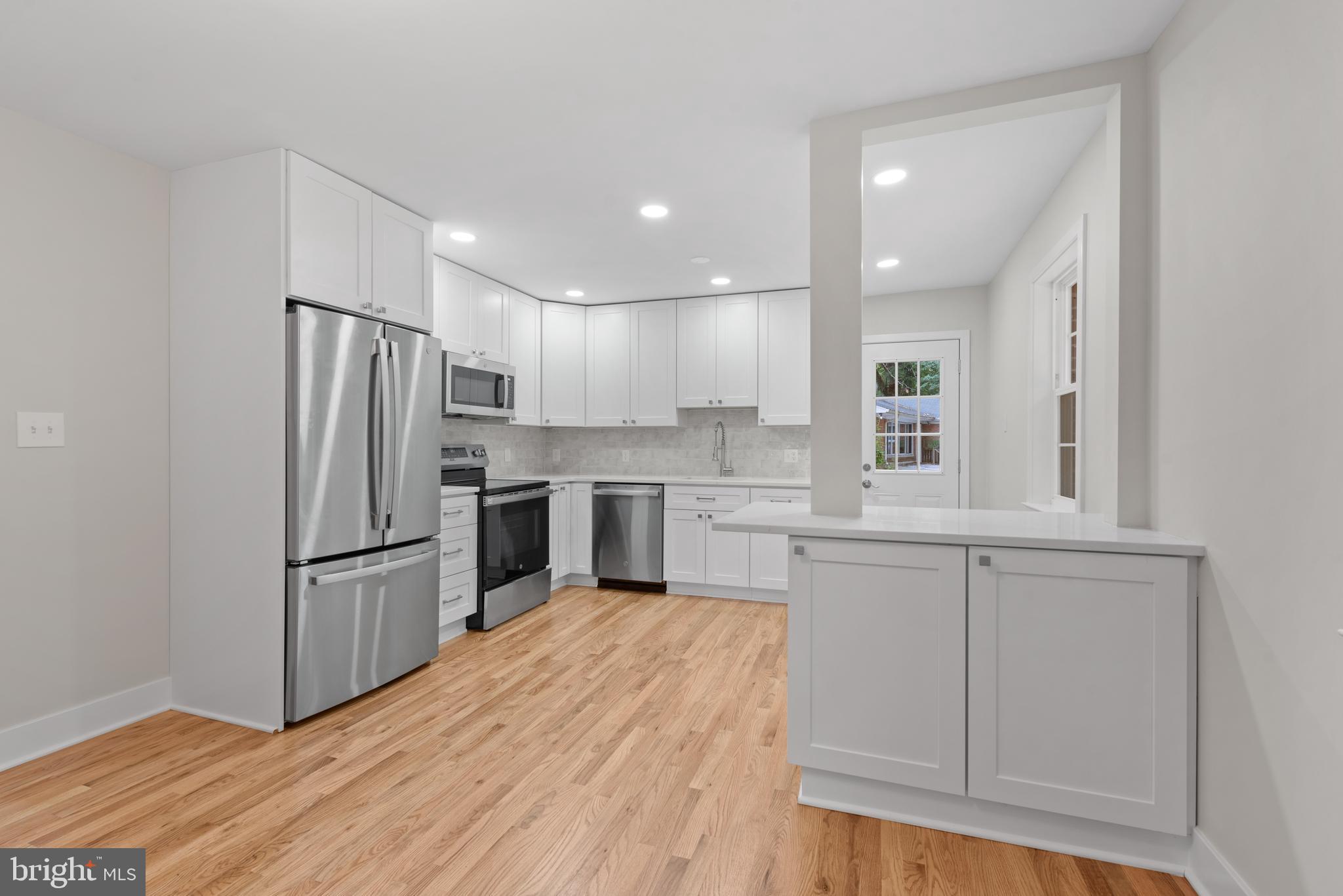 215 Patuxent Road Laurel, MD 20707 - Photo 9 of 27 Gallery Image 9