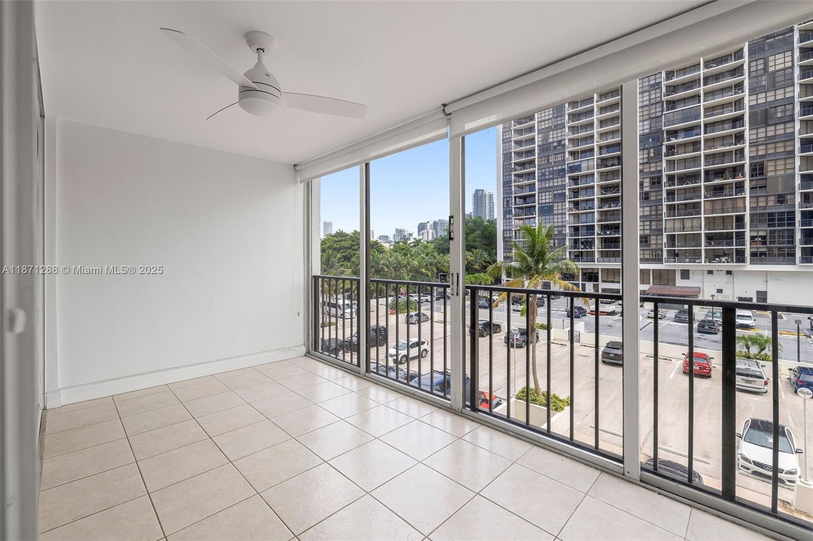 1915 Brickell Avenue, Unit C405 Miami, FL 33129 - Photo 18 of 47