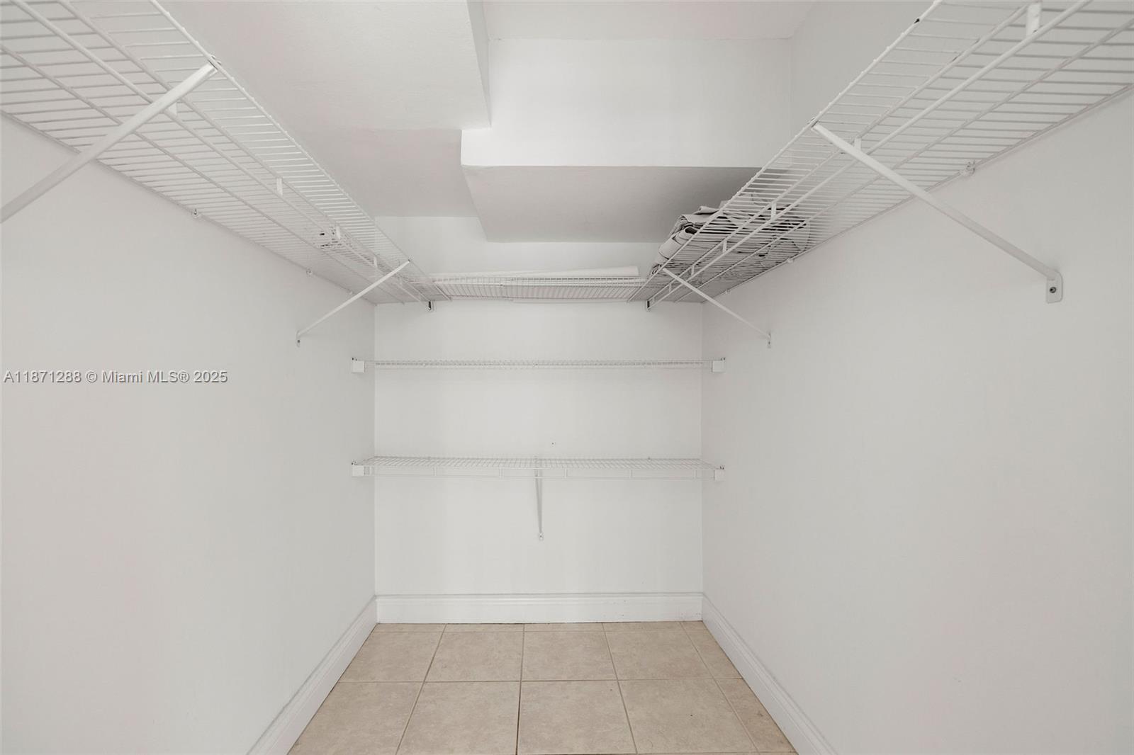 1915 Brickell Avenue, Unit C405 Miami, FL 33129 - Photo 21 of 47