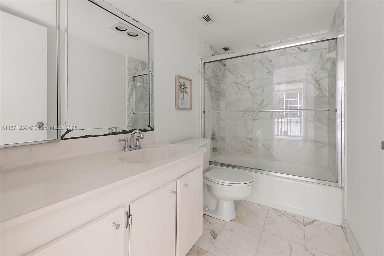 1915 Brickell Avenue, Unit C405 Miami, FL 33129 - Photo 22 of 47