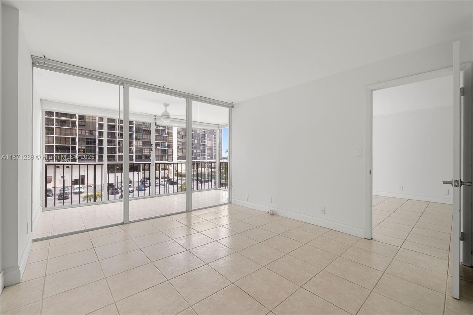 1915 Brickell Avenue, Unit C405 Miami, FL 33129 - Photo 24 of 47