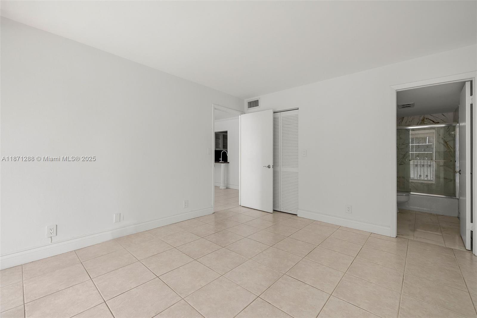 1915 Brickell Avenue, Unit C405 Miami, FL 33129 - Photo 25 of 47