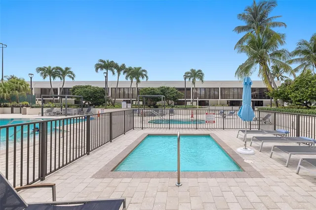 $2,500 | 1915 Brickell Avenue, Unit C405, Miami, FL 33129