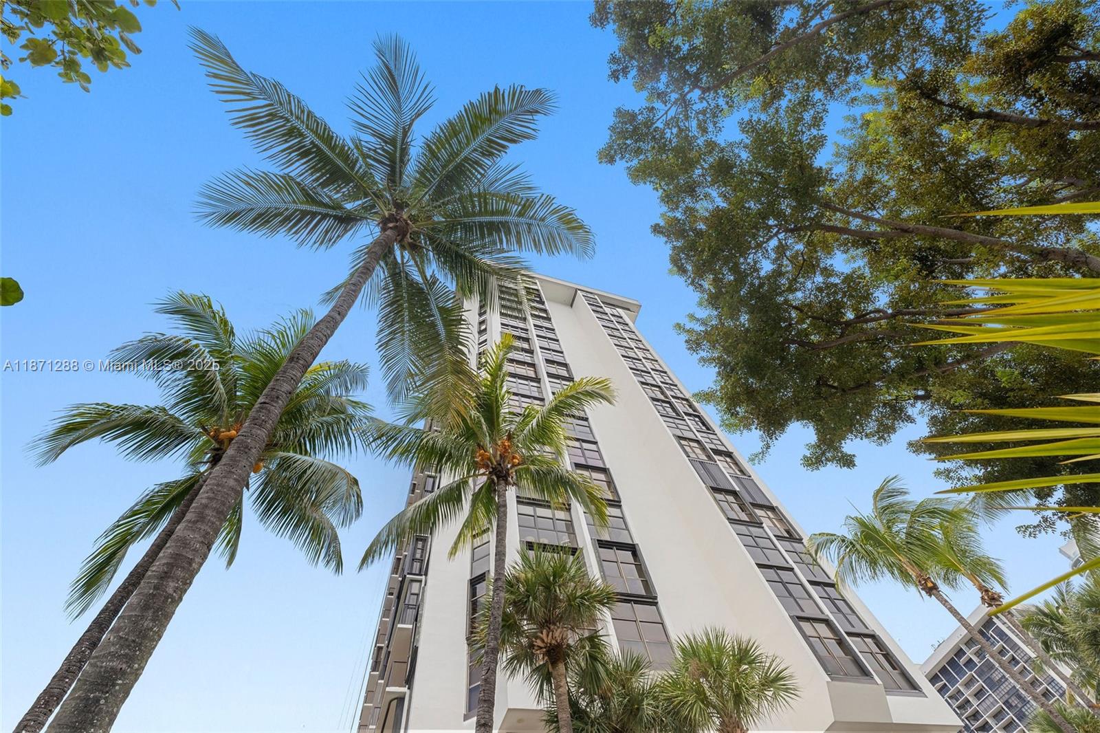 1915 Brickell Avenue, Unit C405 Miami, FL 33129 - Photo 41 of 47