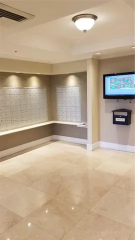 $2,500 | 1915 Brickell Avenue, Unit C405, Miami, FL 33129