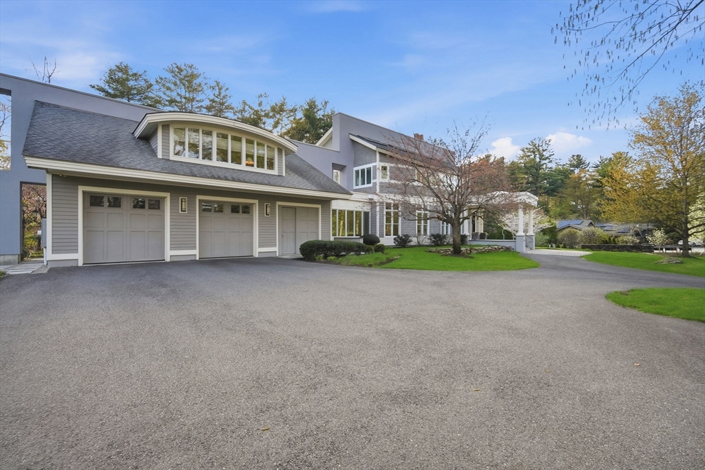 24 Prynne Ridge Road Longmeadow, MA 01106 - Photo 4 of 42 a view of a house with a yard